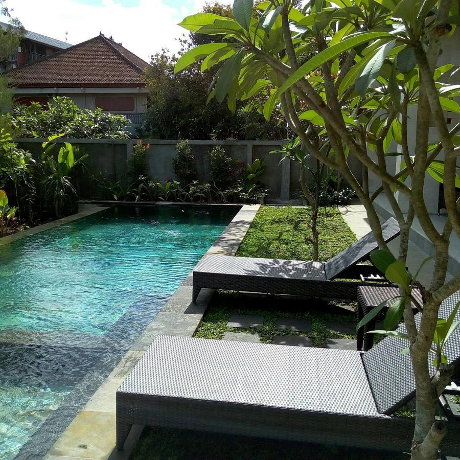 Arnaya Homestay Kuta  Exterior photo