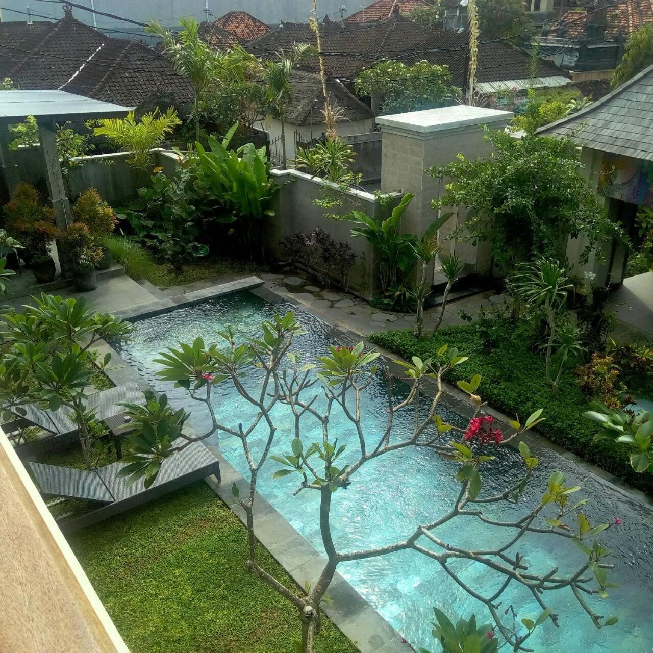 Arnaya Homestay Kuta  Exterior photo