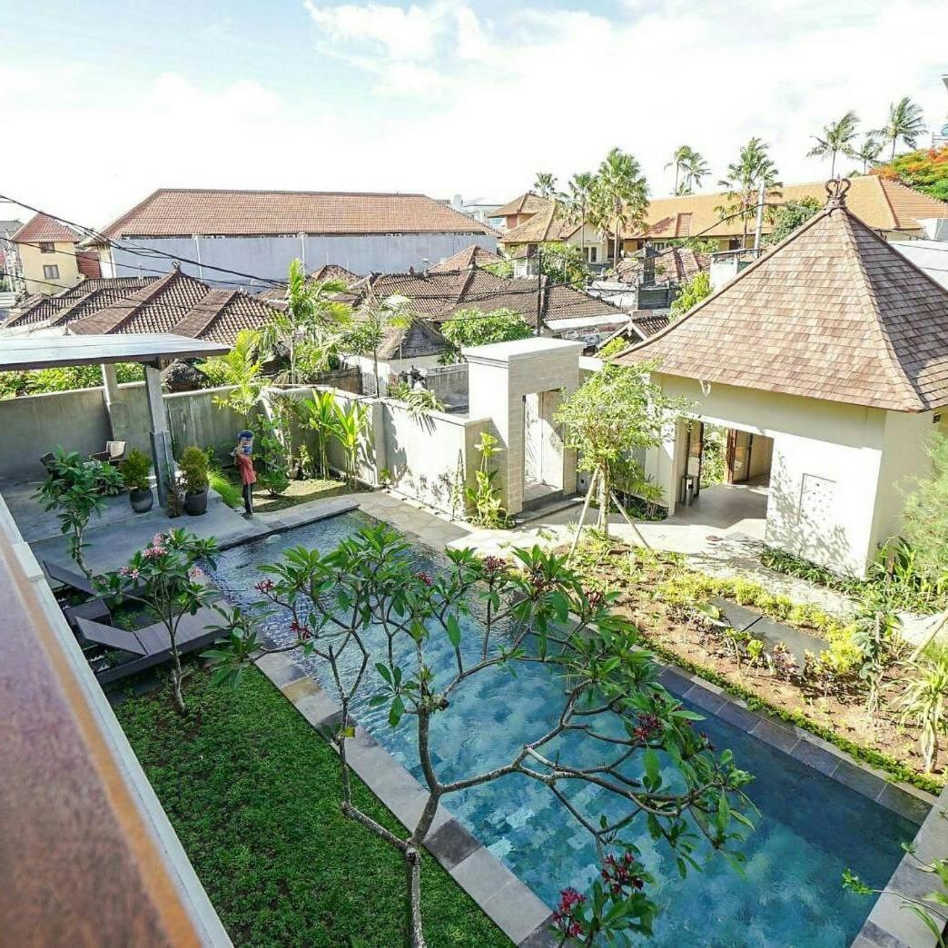 Arnaya Homestay Kuta  Exterior photo